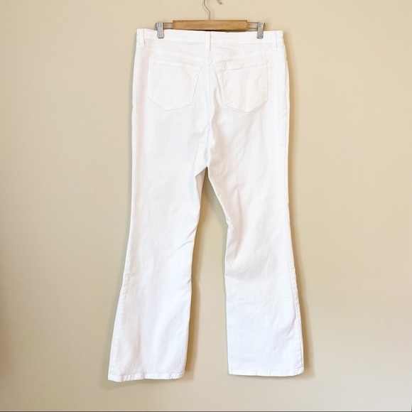 NYDJ Flare Bootcut High Rise White Jeans - 16 - Picture 2 of 15